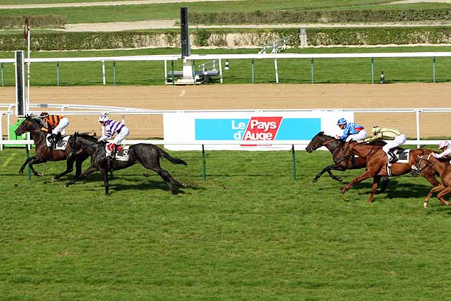 Arrivée quinté pmu PRIX DU PRE EN AUGE à DEAUVILLE