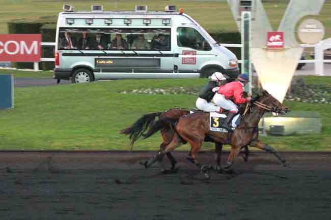 Arrivée quinté pmu PRIX D'ISSOUDUN à PARIS-VINCENNES