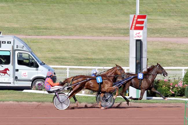 Arrivée quinté pmu PRIX DE LA PORTE DE MONTREUIL à ENGHIEN