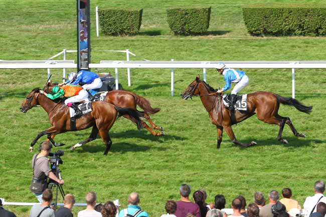 Arrivée quinté pmu PRIX VITIGES à CLAIREFONTAINE