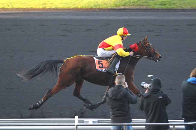 Arrivée quinté pmu PRIX DE LA TOURAINE à PARIS-VINCENNES