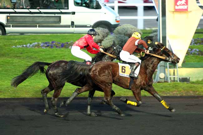 Arrivée quinté pmu PRIX DE CHEVERNY à PARIS-VINCENNES