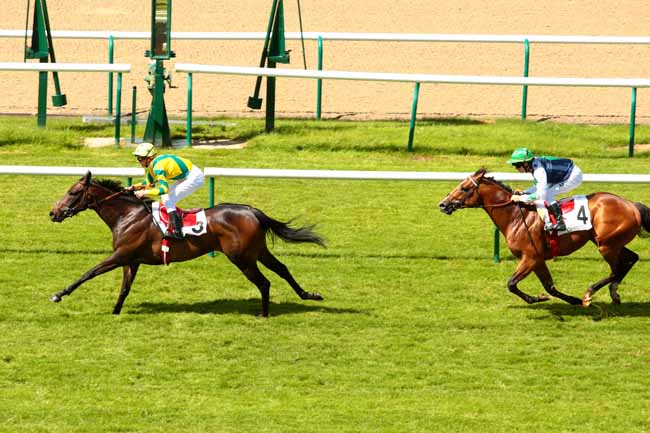 Arrivée quinté pmu PRIX DU CHAMP D'ALOUETTES à CHANTILLY