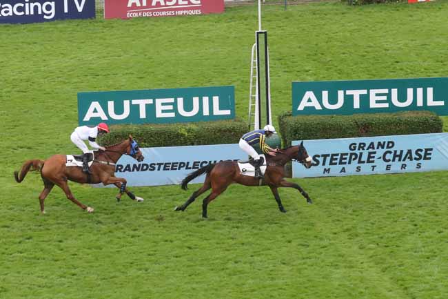 Arrivée quinté pmu PRIX MARECHAL FOCH - THE G.'S LEAGUE FEGENTRI AMATEUR WORLD CHAMPION à AUTEUIL