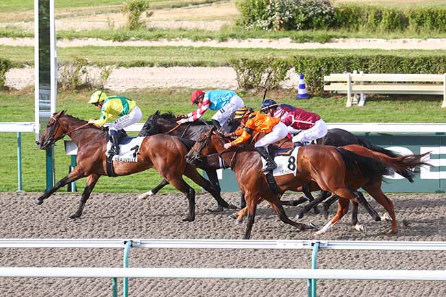 Photo d'arrivée de la course pmu PRIX DE CHATEAU GAILLARD à DEAUVILLE le Samedi 6 juillet 2024