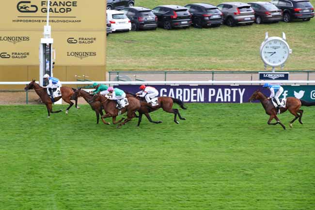 Photo d'arrivée de la course pmu PRIX MAURICE DE NIEUIL PRESENTE PAR RADIO FG à LONGCHAMP le Samedi 13 juillet 2024