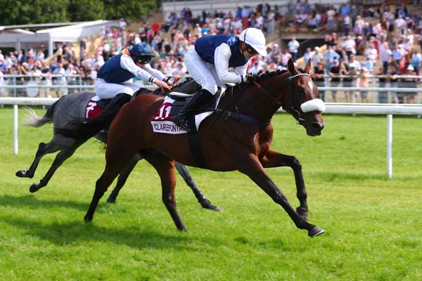 Photo d'arrivée de la course pmu PRIX DES CAPUCINES à CLAIREFONTAINE le Mercredi 17 juillet 2024