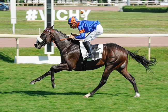 Photo d'arrivée de la course pmu PRIX HENRI ROSSI à VICHY le Jeudi 18 juillet 2024