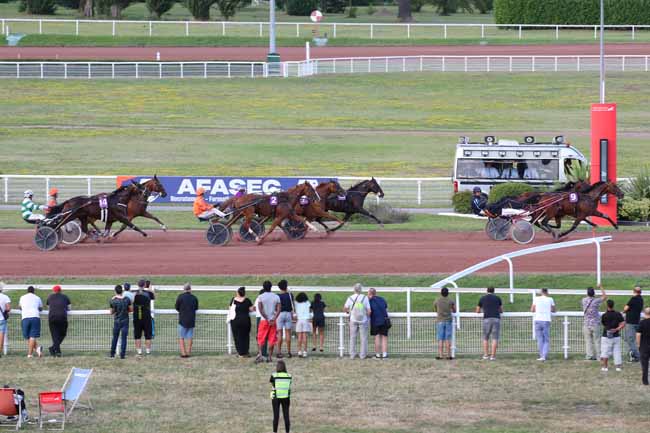 Arrivée quinté pmu PRIX DE LA PORTE D'ITALIE à ENGHIEN