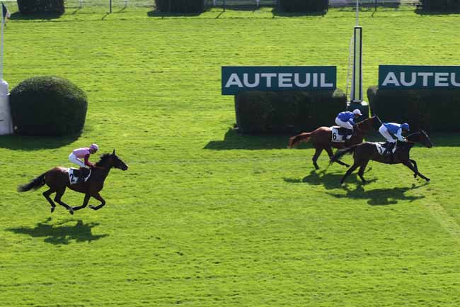 Photo d'arrivée de la course pmu PRIX HENRI GLEIZES à AUTEUIL le Jeudi 19 septembre 2024