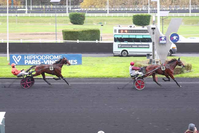 Photo d'arrivée de la course pmu PRIX TIMOKO à PARIS-VINCENNES le Samedi 23 novembre 2024