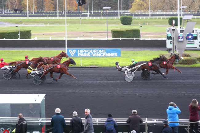 Photo d'arrivée de la course pmu PRIX DE CHENONCEAUX à PARIS-VINCENNES le Samedi 23 novembre 2024