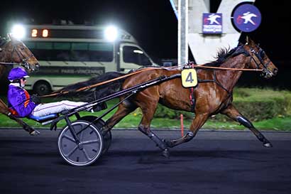 Photo d'arrivée de la course pmu PRIX HERSILIE à PARIS-VINCENNES le Vendredi 3 janvier 2025