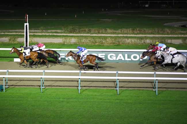 Photo d'arrivée de la course pmu PRIX DE L'AURETTE à DEAUVILLE le Jeudi 23 janvier 2025