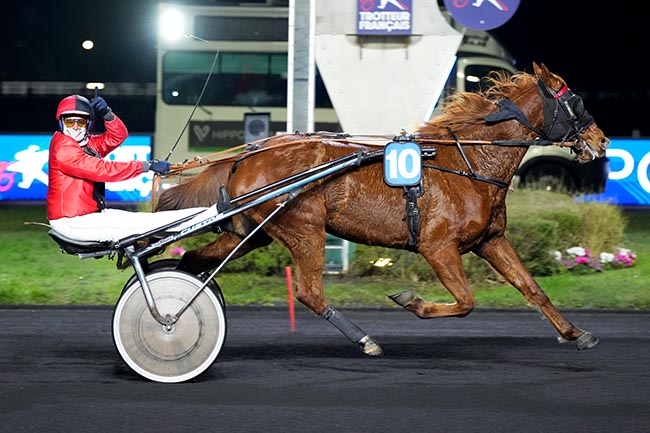 Photo d'arrivée de la course pmu PRIX JEAN TYSSANDIER à PARIS-VINCENNES le Samedi 1 février 2025