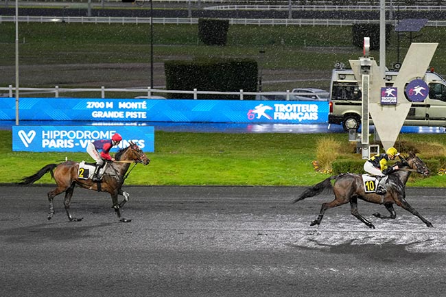 Photo d'arrivée de la course pmu PRIX DE LANGRES à PARIS-VINCENNES le Samedi 22 mars 2025