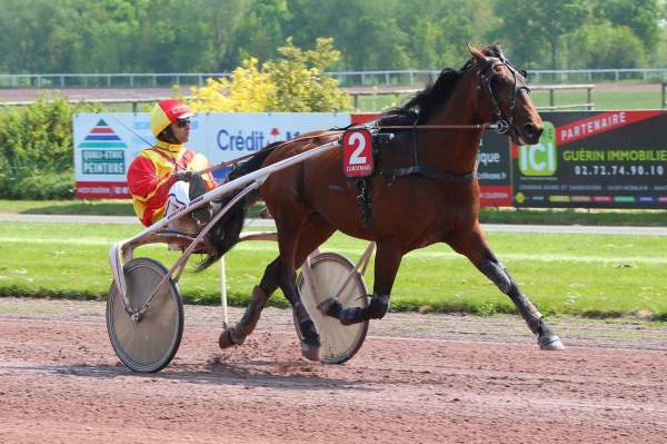 La photo de Galileo Bello Arrivée Prix DE LA VILLE DE CORDEMAIS - QUINTE + Hippodrome de CORDEMAIS
20/04/2022