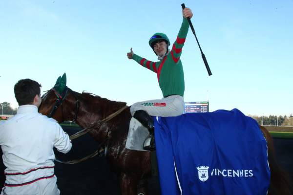 La photo de Kalif Landia arrivée PMU Prix de Vincennes (Gr.I) à Paris Vincennes 