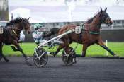 La photo de Karambar arrivée PMU Prix de La Reole à Paris Vincennes 