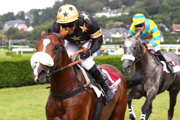 La photo de Lincoln Arrivée Quinté+ PMU Prix de la Ville de Tourgeville à Clairefontaine