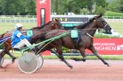 La photo de Jeremy D'as Arrivée PMU Prix de Croulebarde à Enghien 