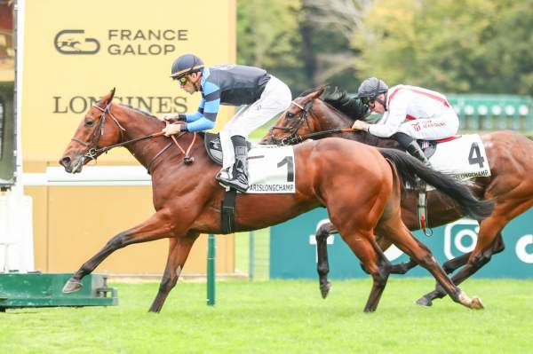 La photo de Goliath Arrivée PMU Prix du Conseil de Paris à ParisLongchamp