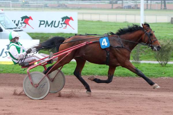 La photo de JEUDI DES RACQUES