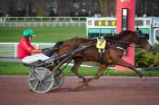 La photo de Ker Poulgwen arrivée PMU Prix du Pont Sully à Enghien