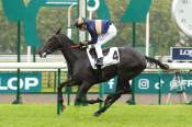 La photo de Que Bella arrivée pmu Prix du Cerfouillet à Chantilly