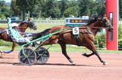 La photo de Dorun Beam arrivée pmu Prix de l'Hôtel de Ville à Enghien