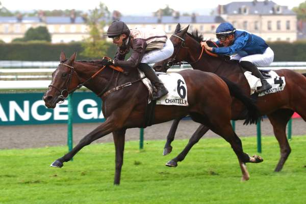 La photo de Kathina arrivée Quinté+ Prix du Valois à Chantilly