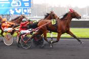 La photo de Isofou Du Chene Arrivée Quinté+ PMU Prix de Granville à Vincennes