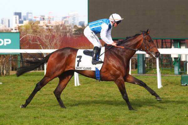 La photo de Internaute arrivée pmu Prix de la Porte de Madrid (L) à Saint-Cloud