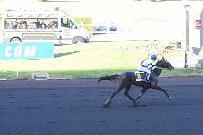 Arrivée quinté pmu PRIX DE BOLLENE à PARIS-VINCENNES