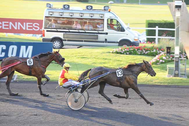 Arrivée quinté pmu PRIX SAPPHO à PARIS-VINCENNES