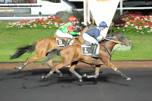 Arrivée quinté pmu PRIX MENKAR à PARIS-VINCENNES