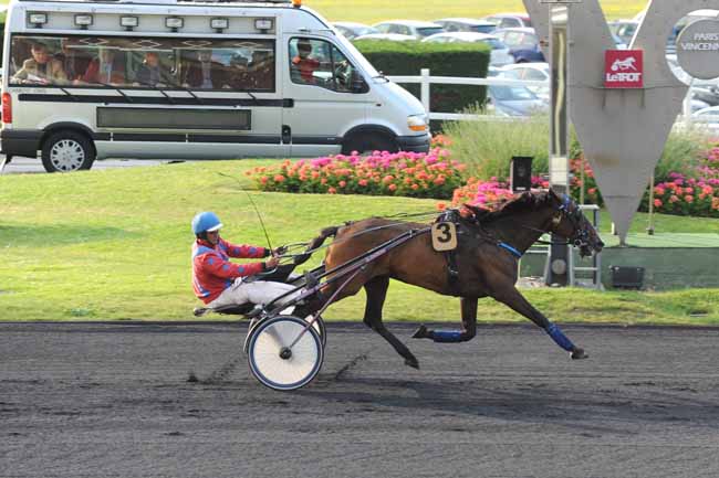 Arrivée quinté pmu PRIX LOMIA à PARIS-VINCENNES