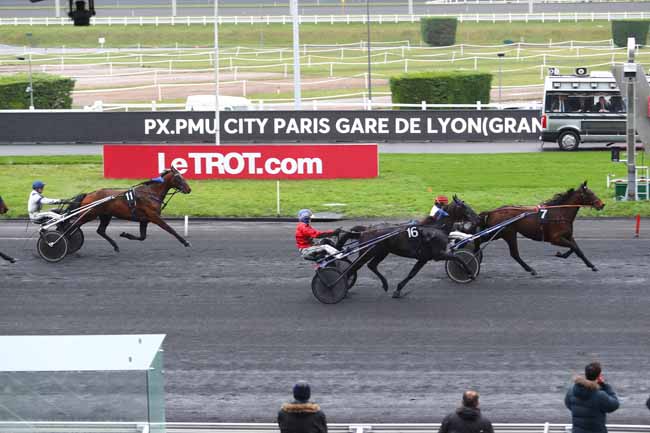 Photo d'arrivée de la course pmu PRIX DE GRANVILLE à PARIS-VINCENNES le Samedi 20 janvier 2018
