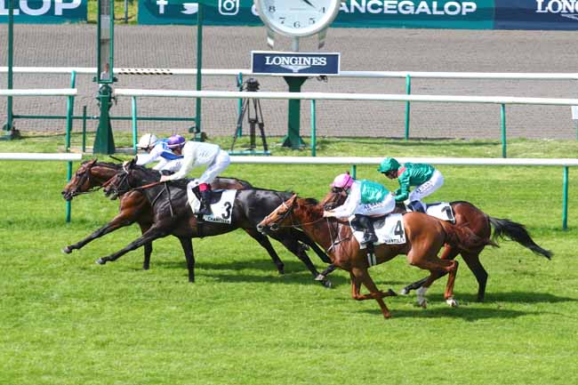 Photo d'arrivée de la course pmu PRIX DE SURESNES à CHANTILLY le Vendredi 2 mai 2025