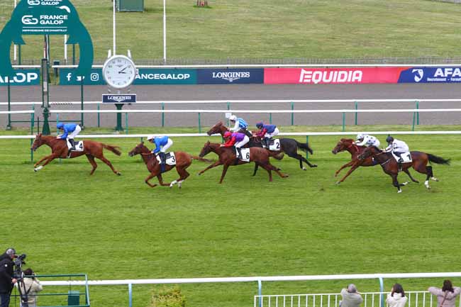 Photo d'arrivée de la course pmu PRIX DE GUICHE à CHANTILLY le Mardi 6 mai 2025